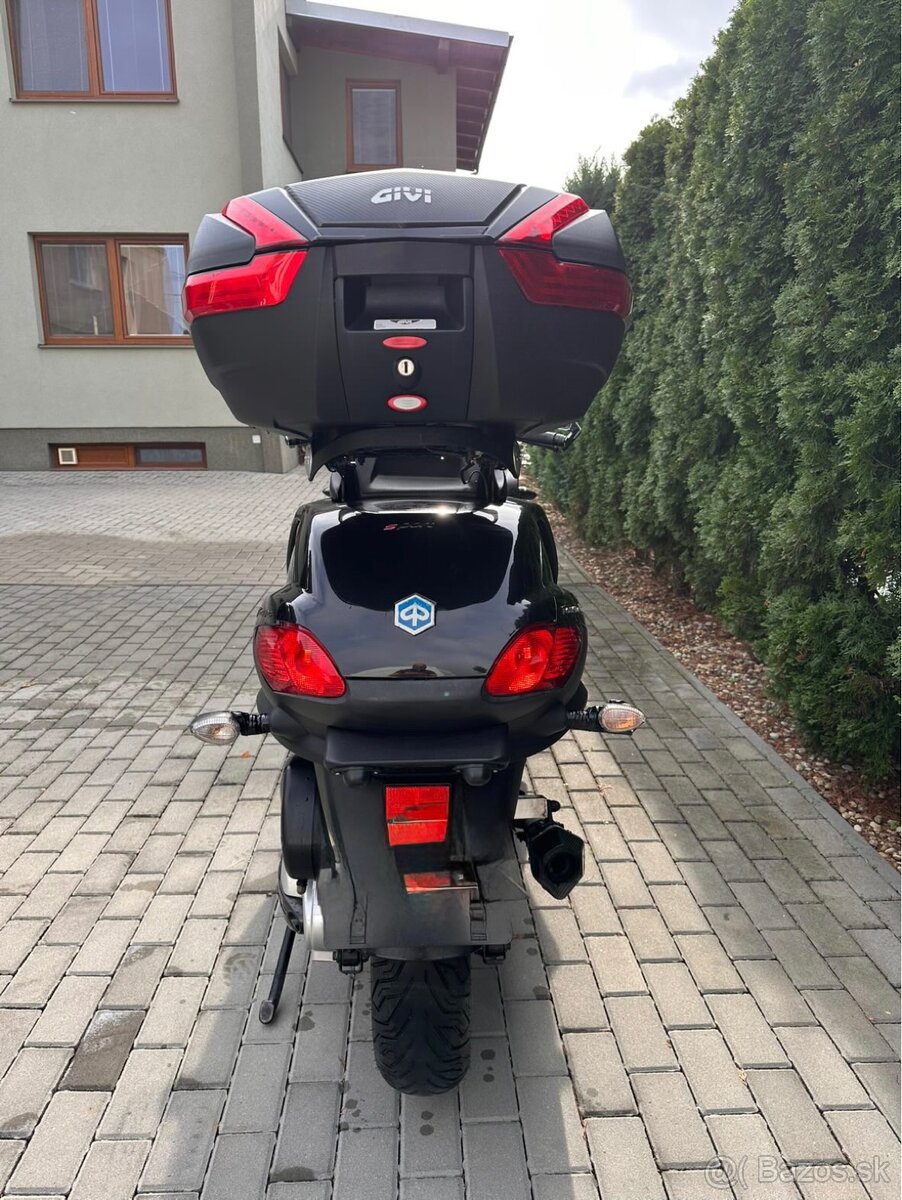 Piaggio MP3 Sport Touring LT500 - 5