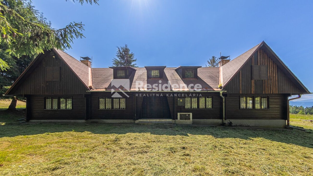 Chata zasadená do liptovskej prírody - 5