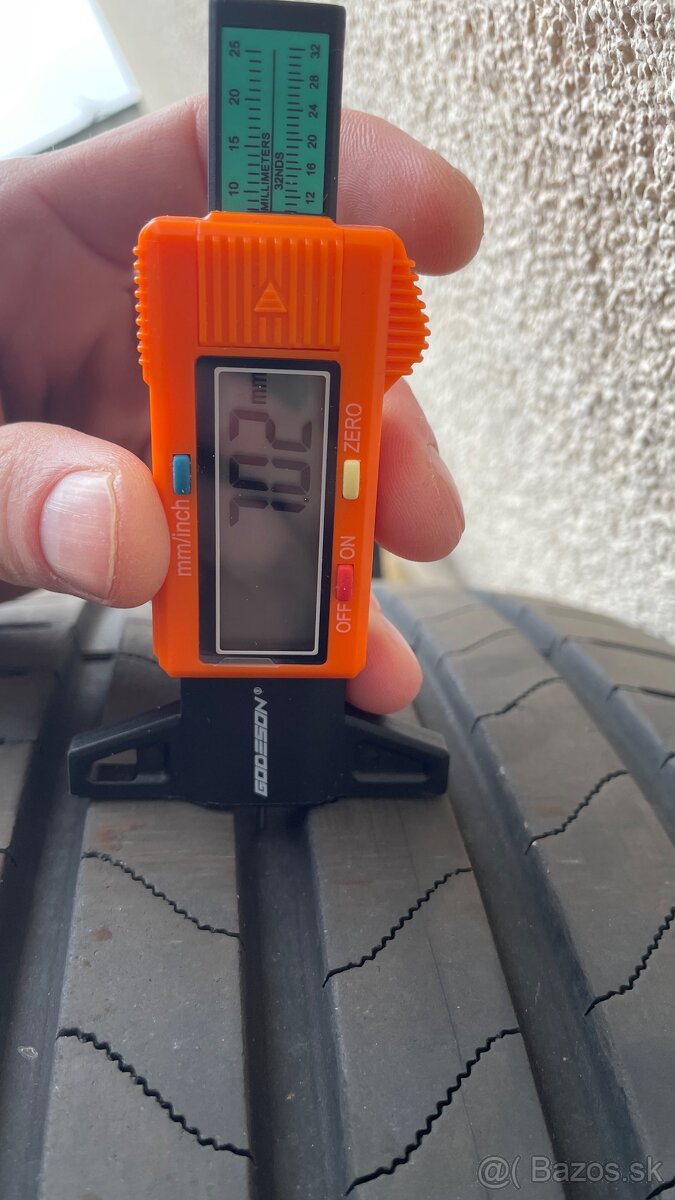 Letne pneu 245/45 r17 - 5