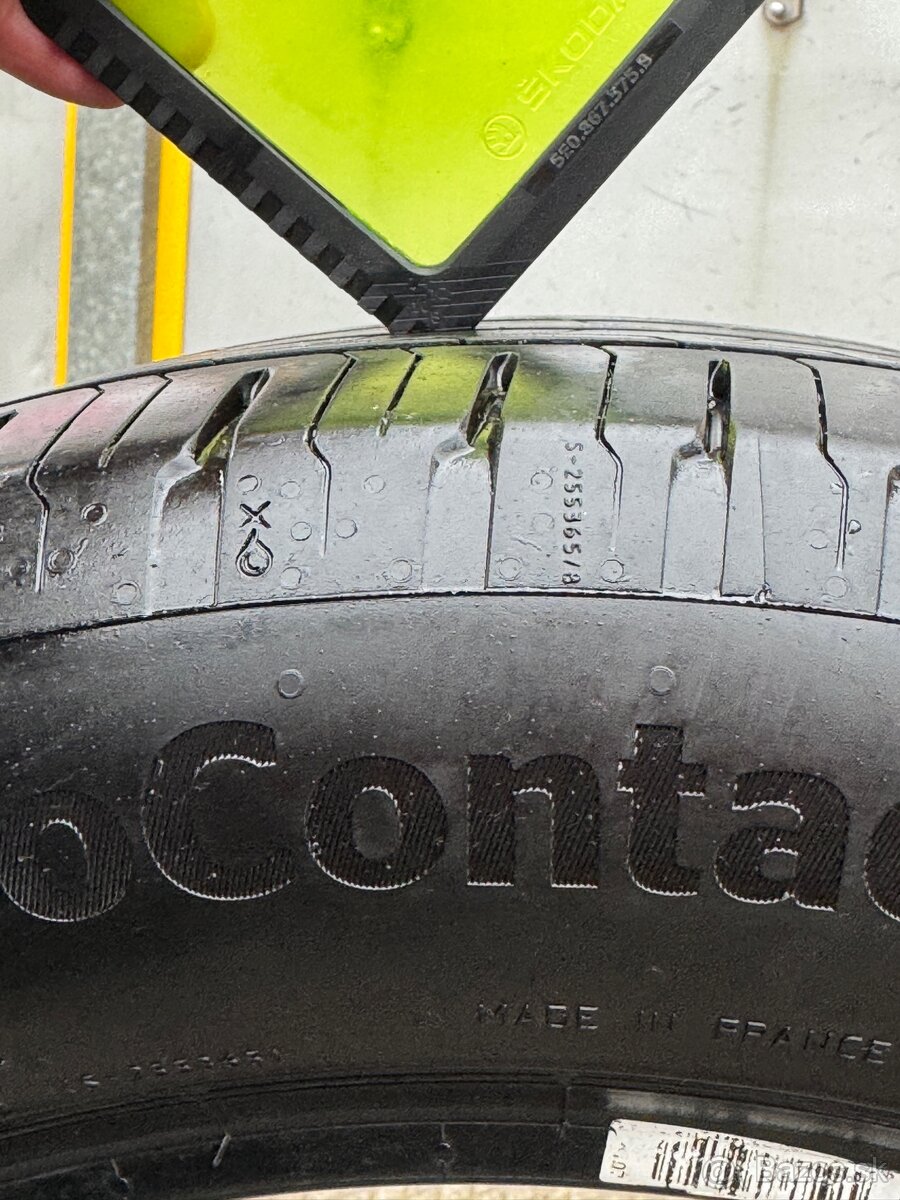 Predám letné pneu 205/55 r17 - 5