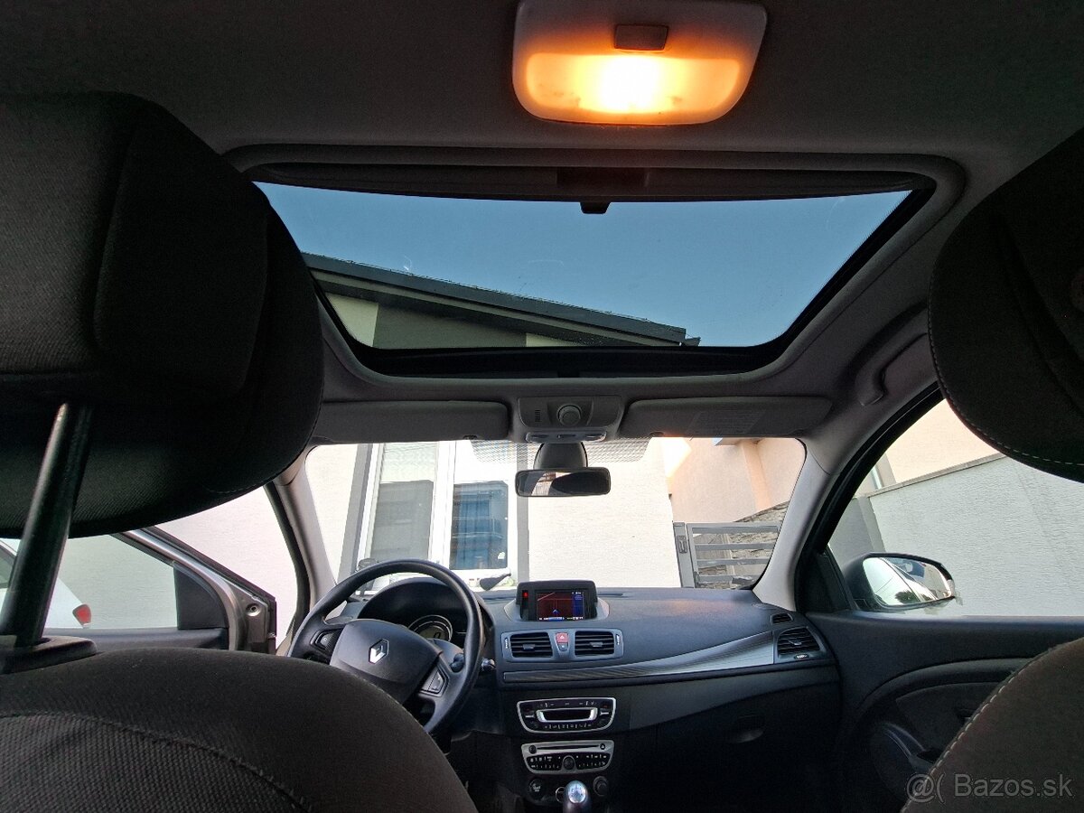 RENAULT MEGANE 1.5 - 5