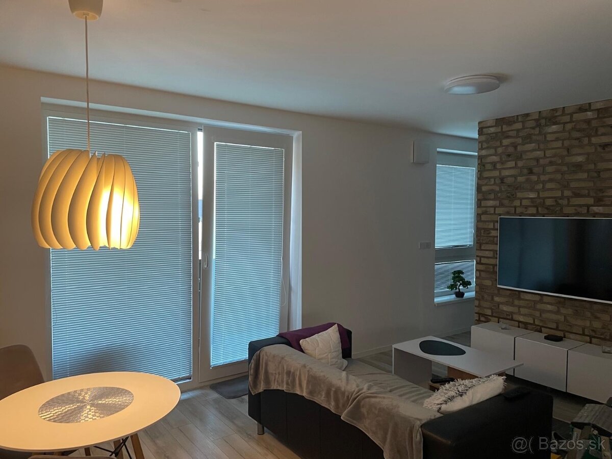 Jednoizbovy byt na Prenajom v Miloslavove - Alžbetin Dvor - 5