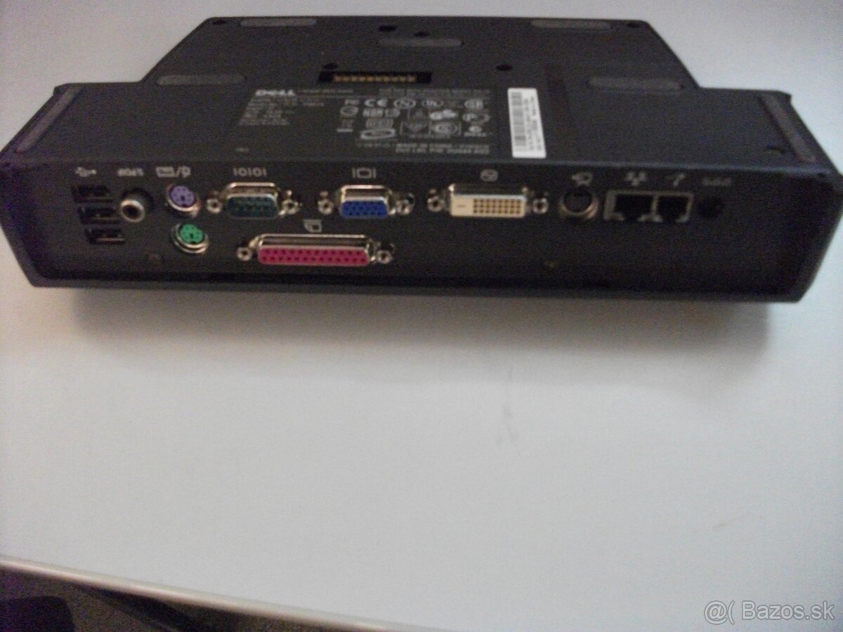 Predám novú dokovaciu stanicu DELL s adaptérom. - 5