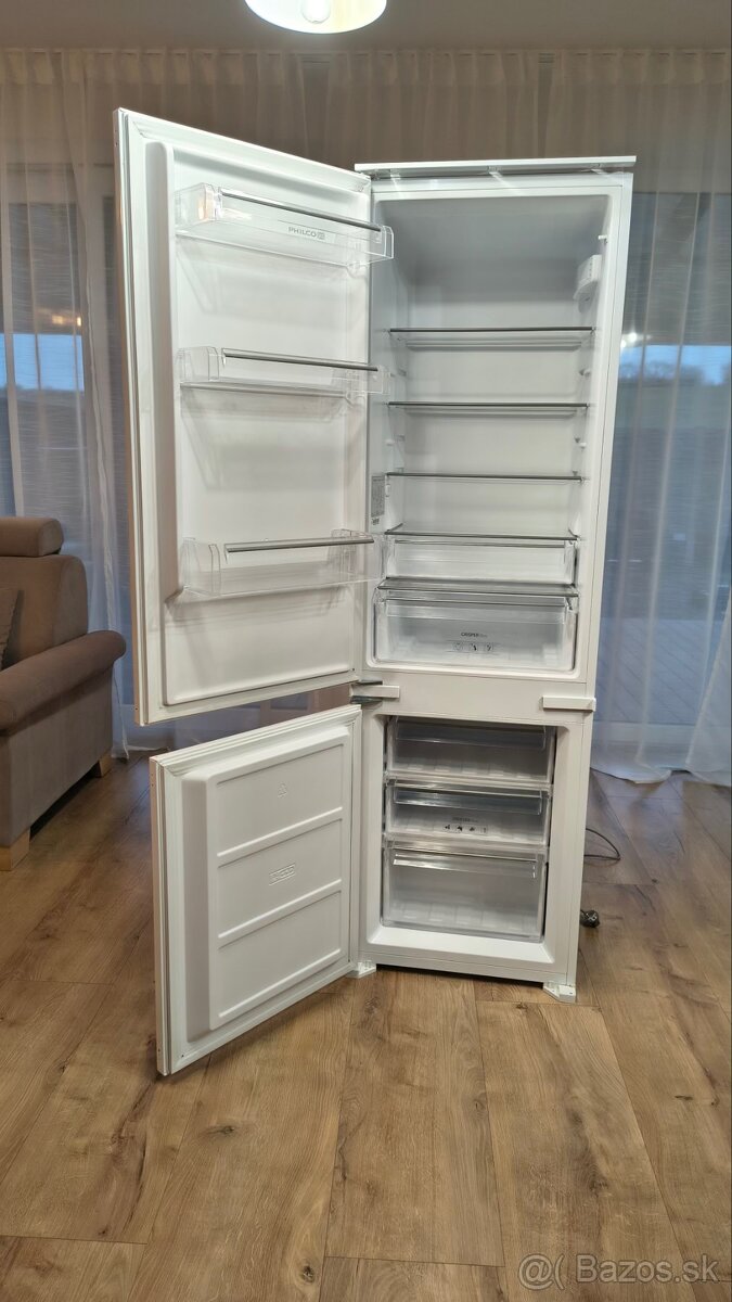 VSTAVANÁ CHLADNIČKA Philko - 5