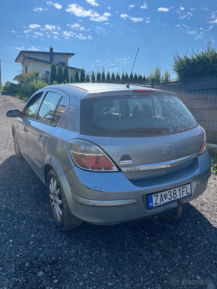 Predám Opel astra - 5