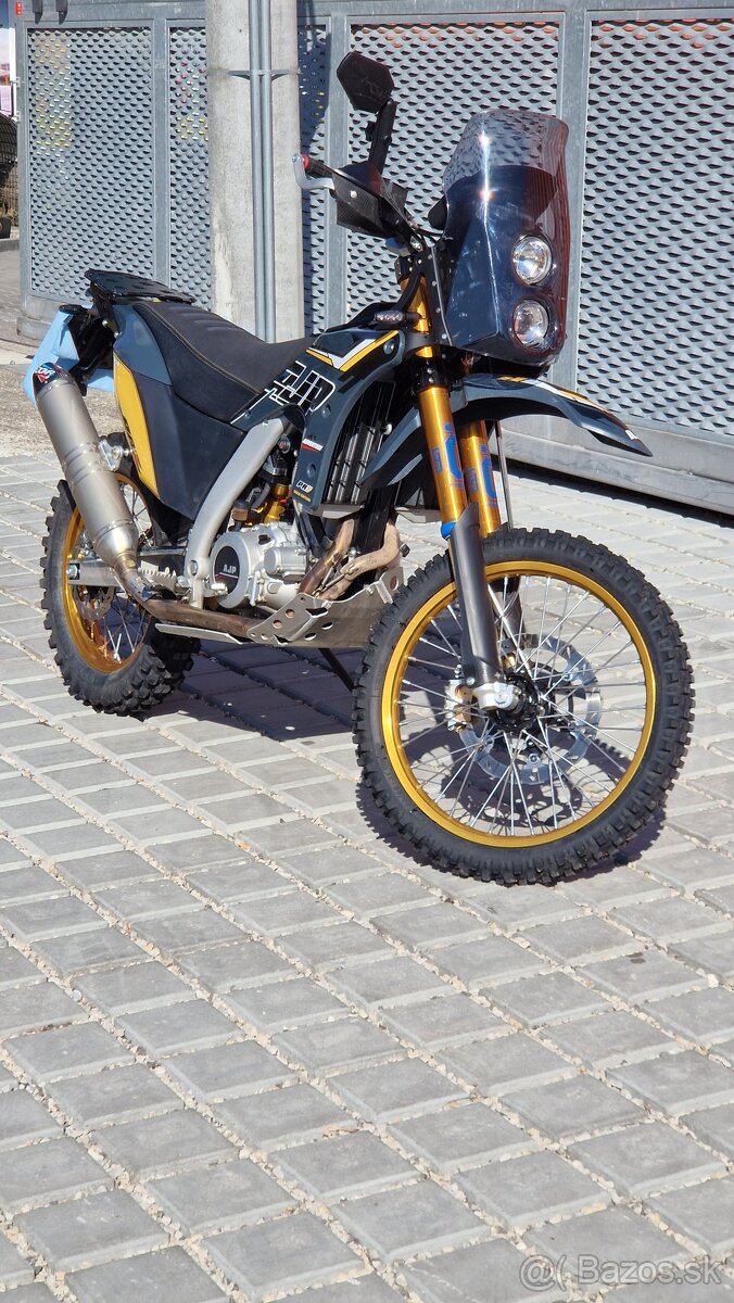 AJP PR7 Gold edition