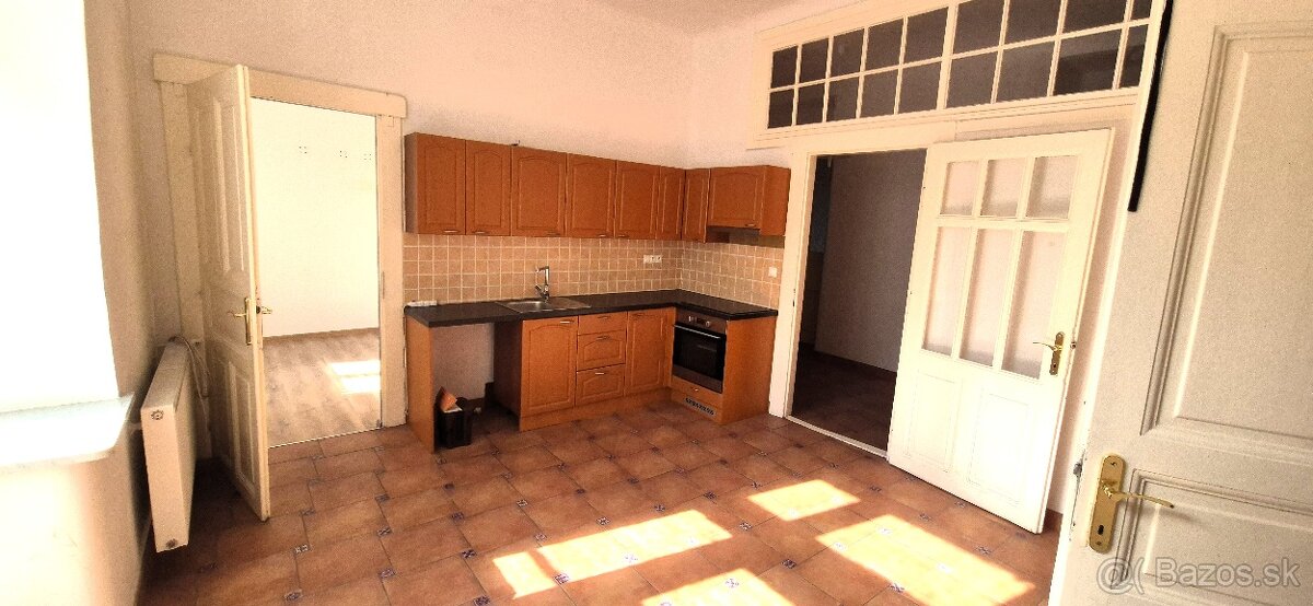 3 izbový byt, Bratislava - Staré Mesto - 5