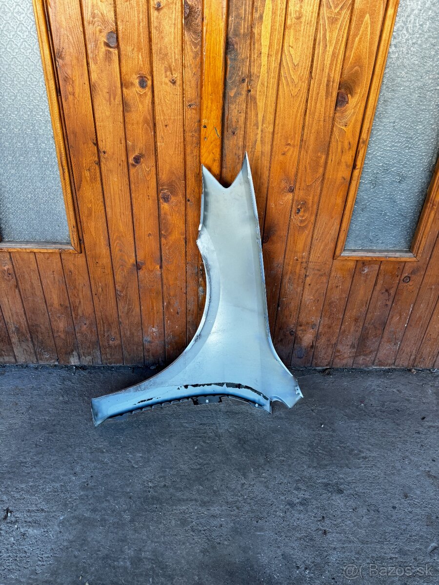 VW Golf VII 7 2012- pravý blatník - 5