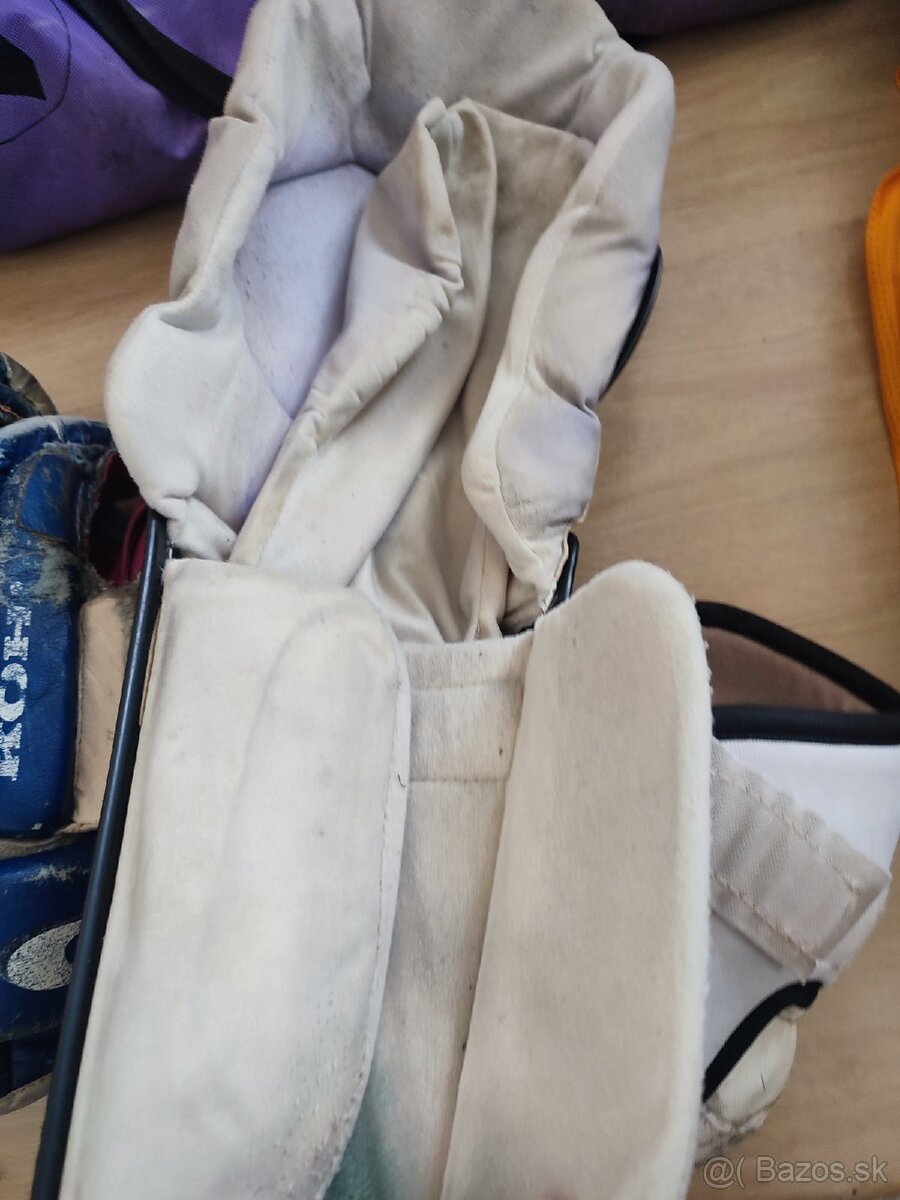 Hokejová výstroj - 5