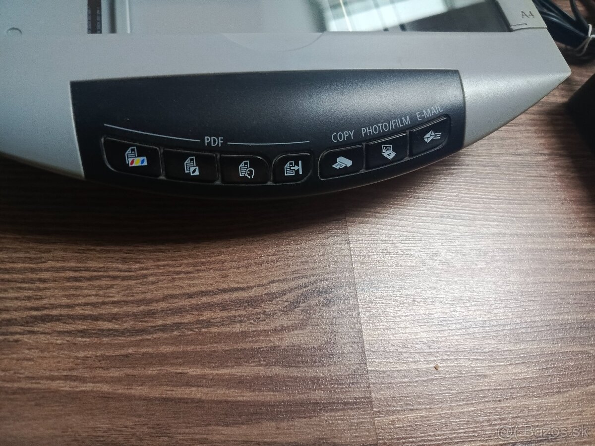 Scaner Canon 4400F - 5
