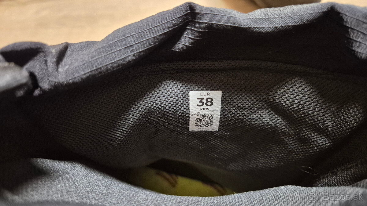 Vivobarefoot a Helly Hansen Vanir - 5