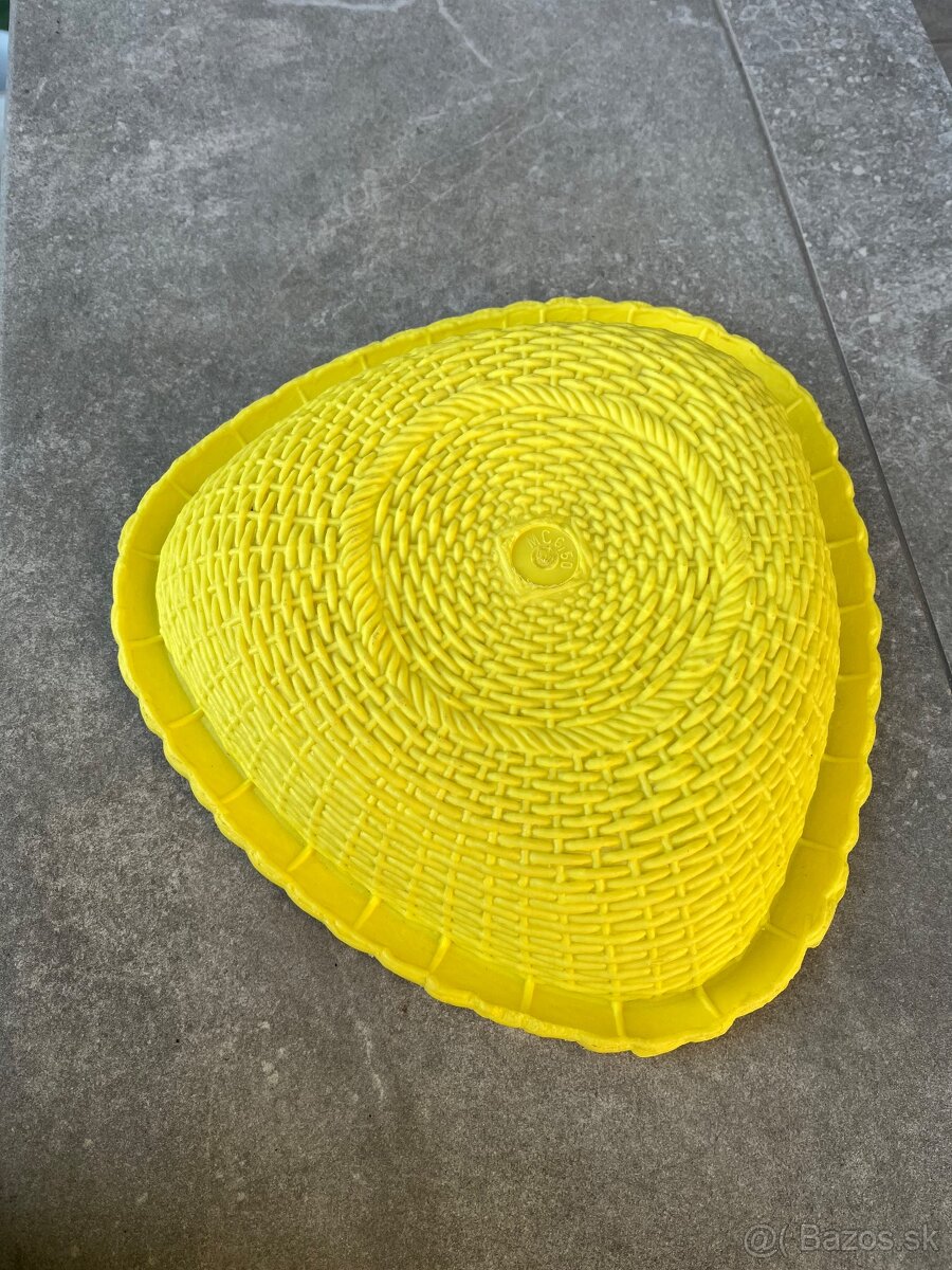 Predám žltý košík z plastu - 5