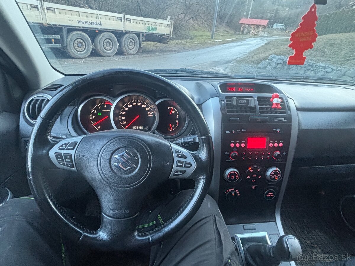 Suzuki grand vitara - 5