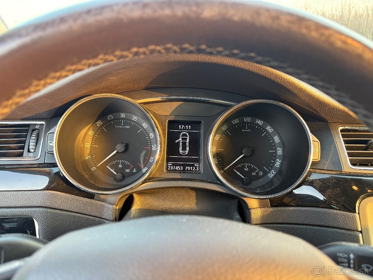 Škoda Superb Combi L&K 2.0 TDI - 5