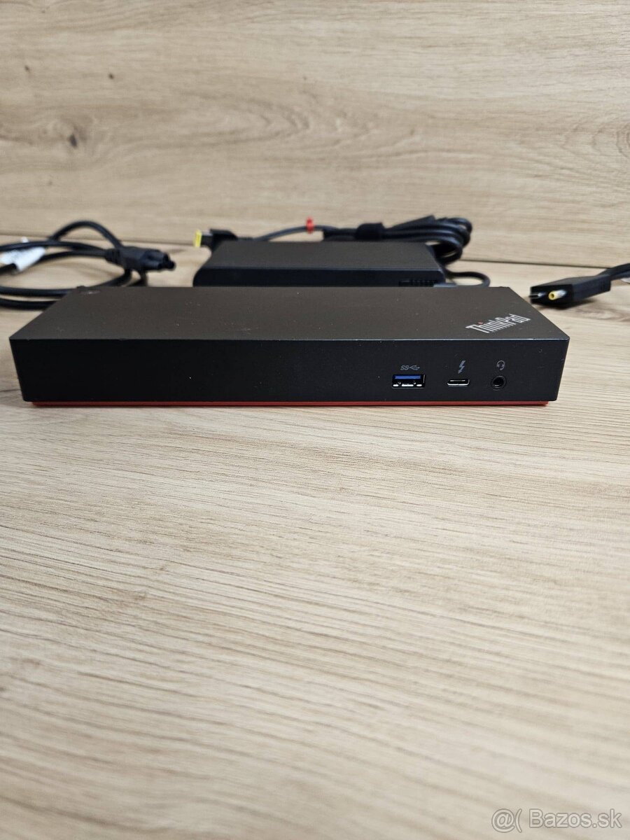 Dokovacia stanica Lenovo ThinkPad Thunderbolt 3 gen2 - 5