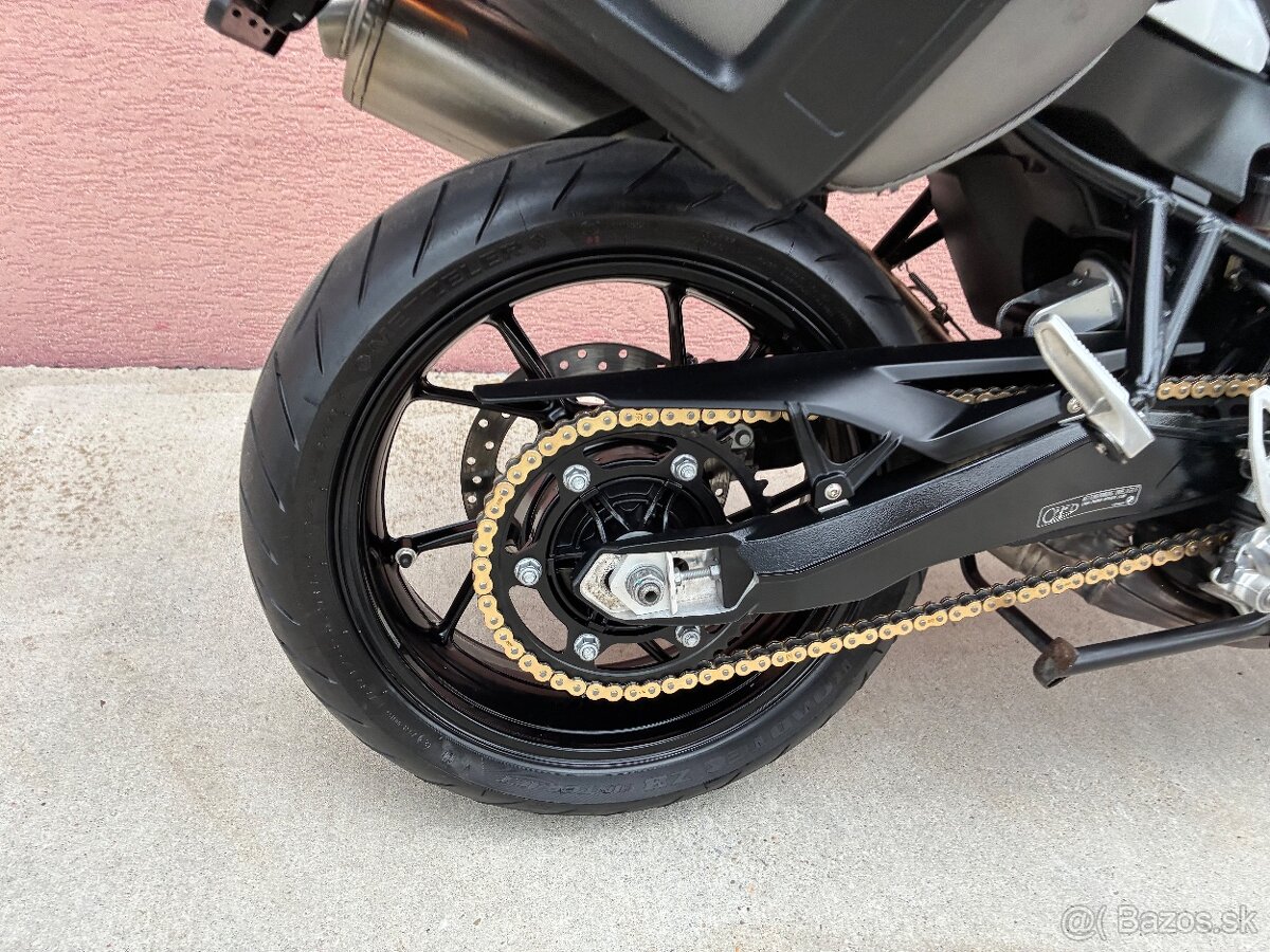 BMW F800R - 5