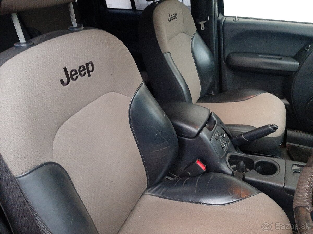 Jeep Cherokee 3,7 4x4 - 5