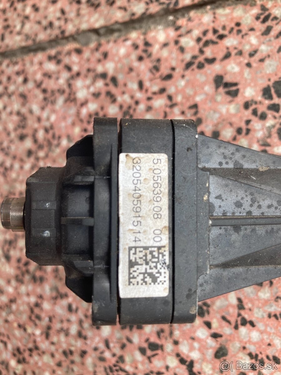 EGR ventil Volvo v40 - 5