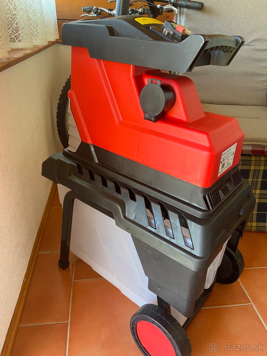 Valcový drvič s boxom VeGA LSG2812 - 5