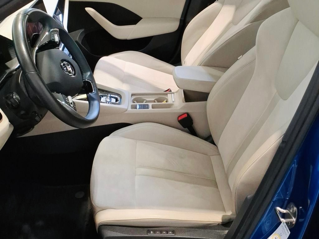 ŠKODA Octavia 2024 2.0TDi 4x4 DSG VIRTUAL/ŤAŽNÉ/MATRIX - 5