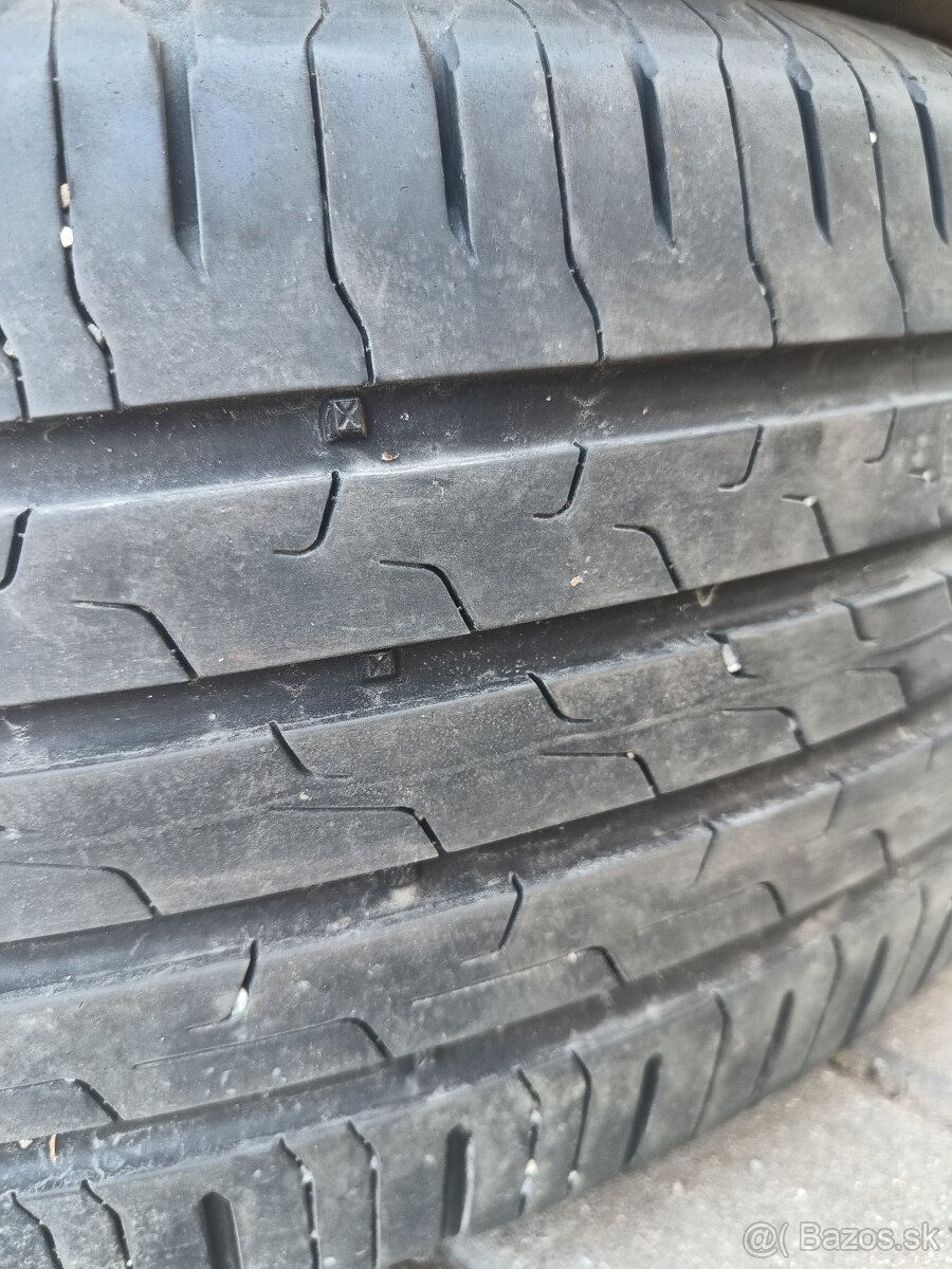 Predam 2ks letne pneu 215/65R17 Continental - 5