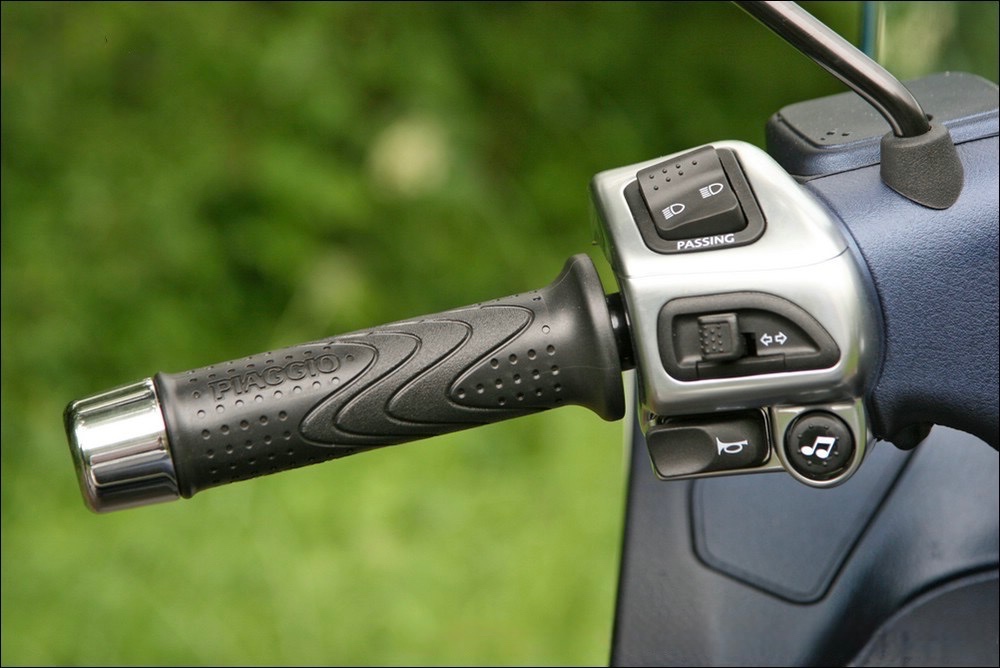Piaggio MP3 300ie HYBRID - vodičak “B” - 5