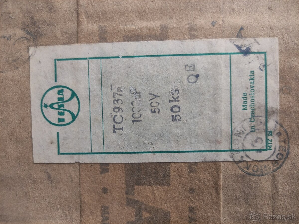 Kondenzátor Tesla TC 937 a - 1000uf - 50V - 5