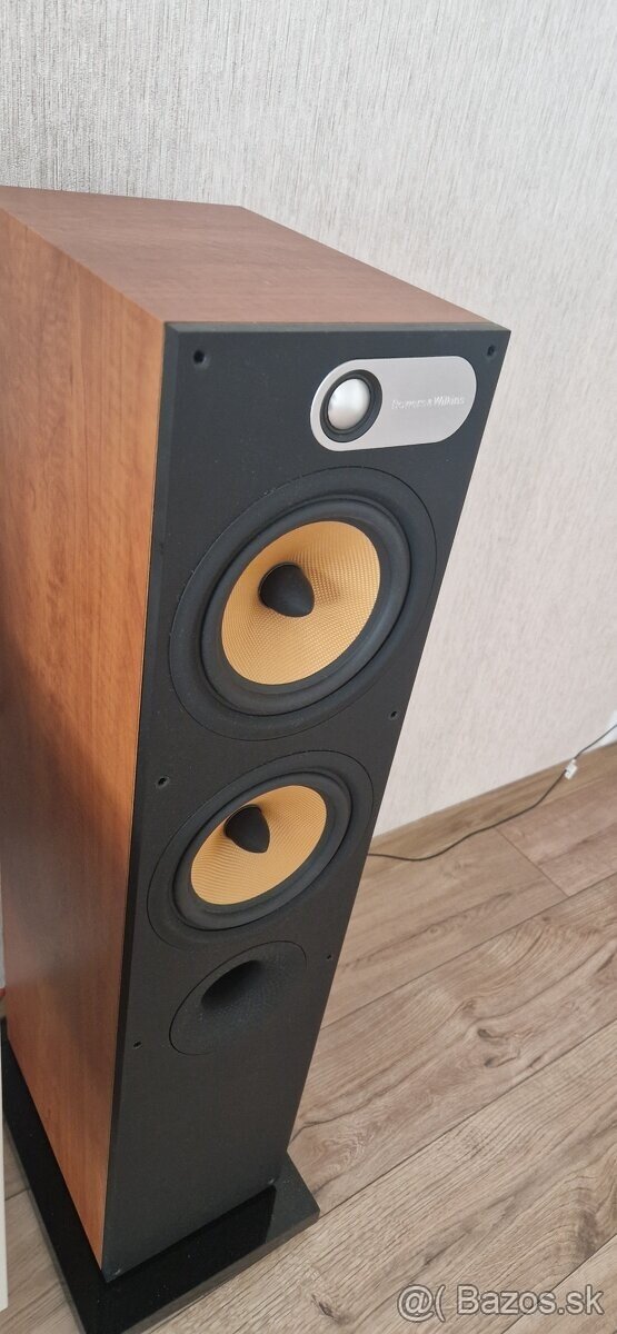 Bowers & Wilkins 684 - 5