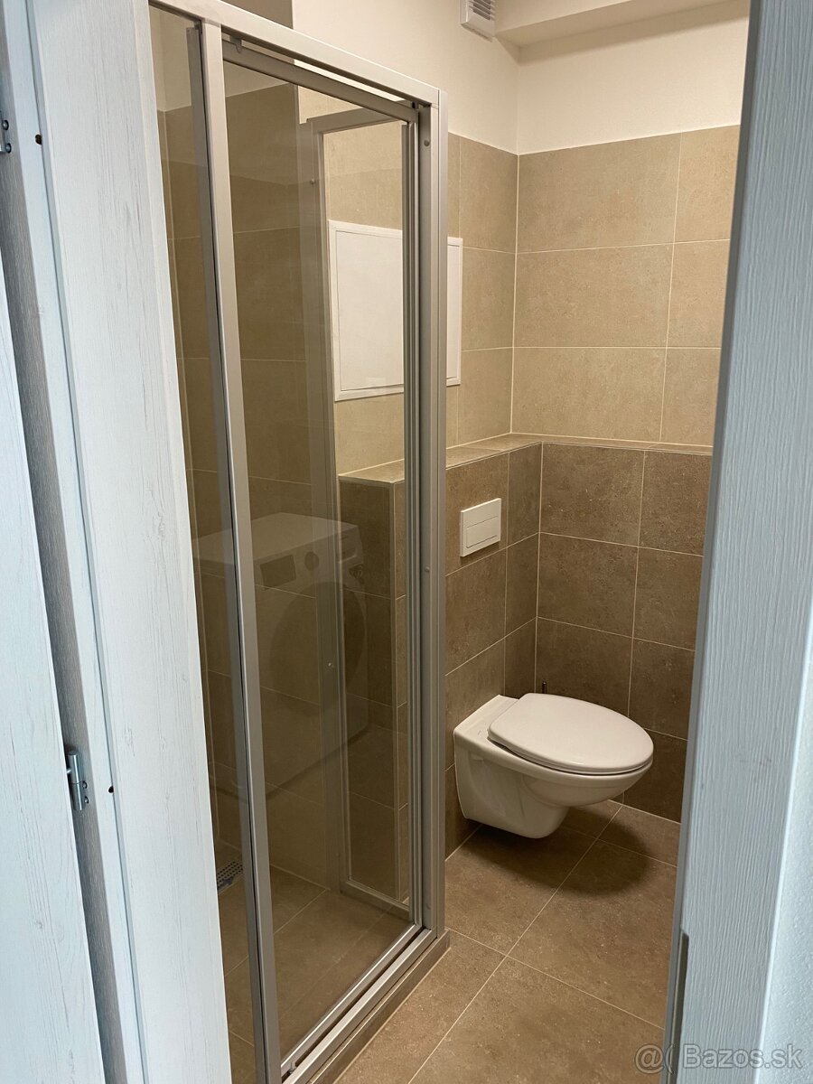 Prenajom 1izb byt v Bytci Thurzove sady - 5