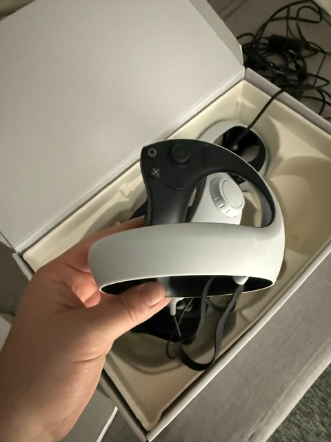 PlayStation VR2 + PlayStation VR2 - PC Adapter - 5