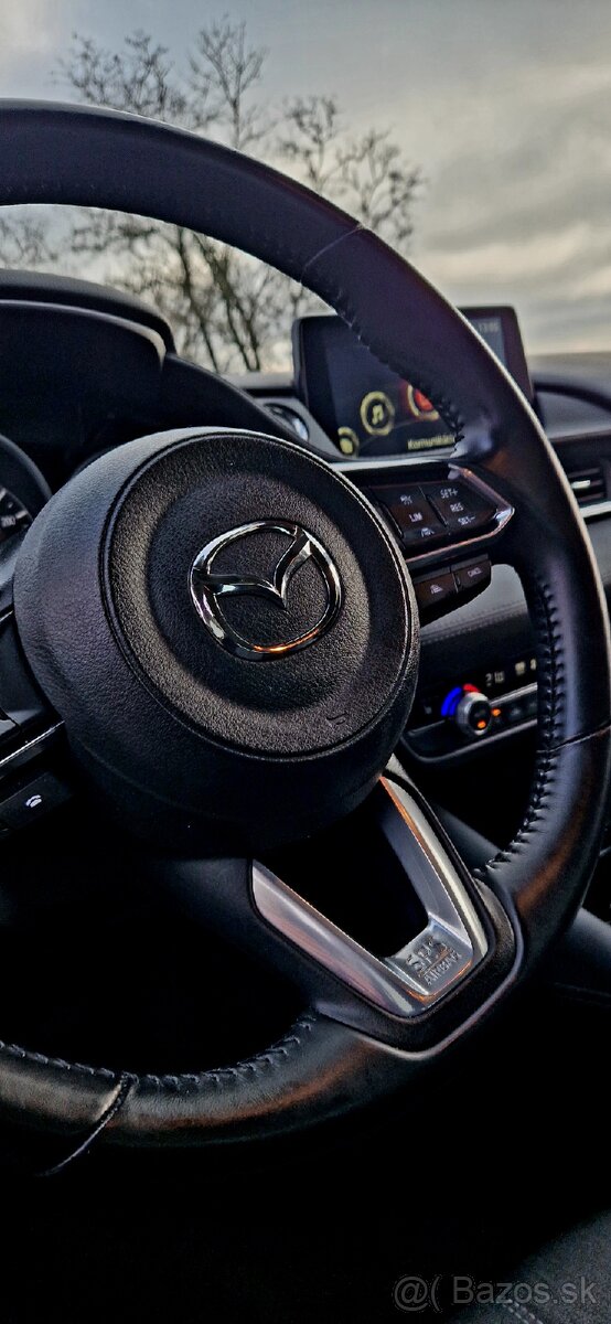 Mazda 6 (2023) 2l benzín 121kw - 5