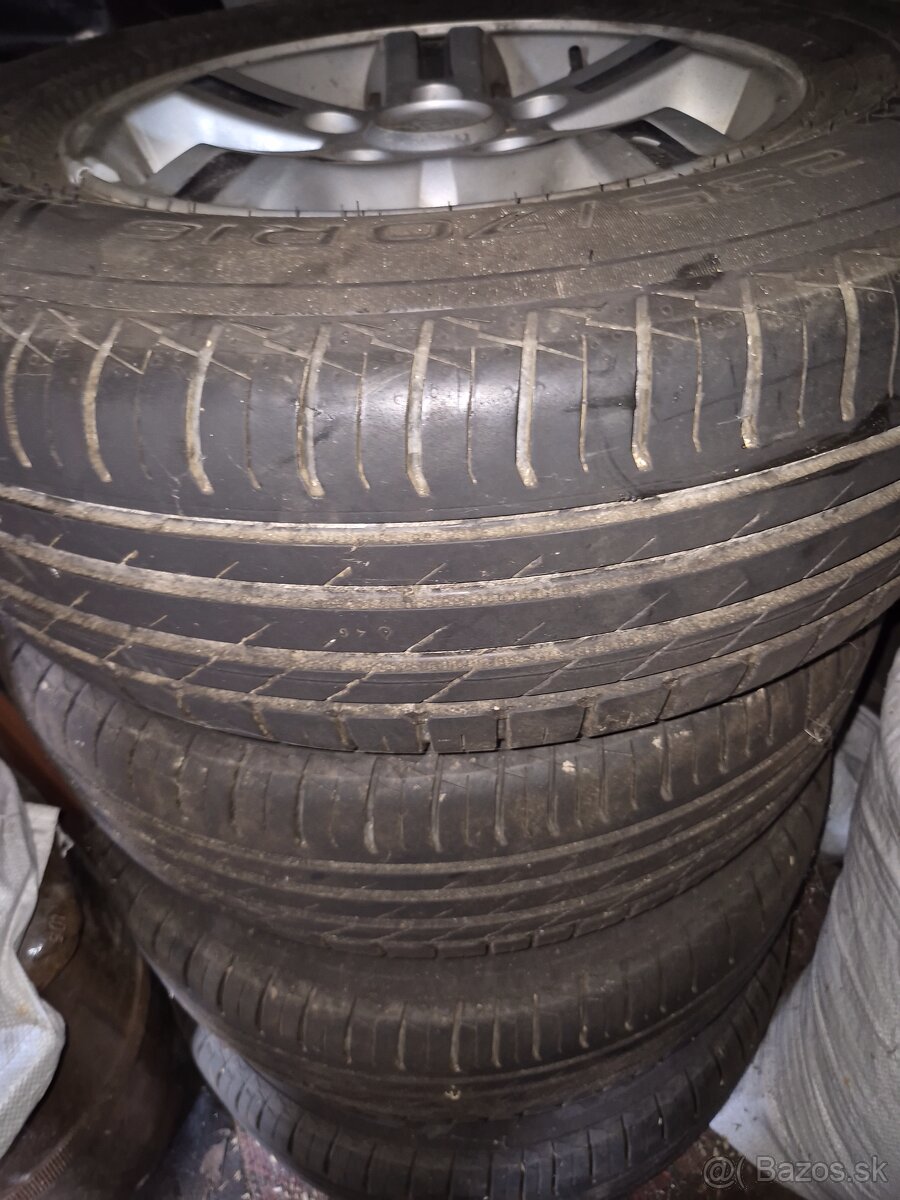 Kia Sorento Mitsubishi pajero - 5