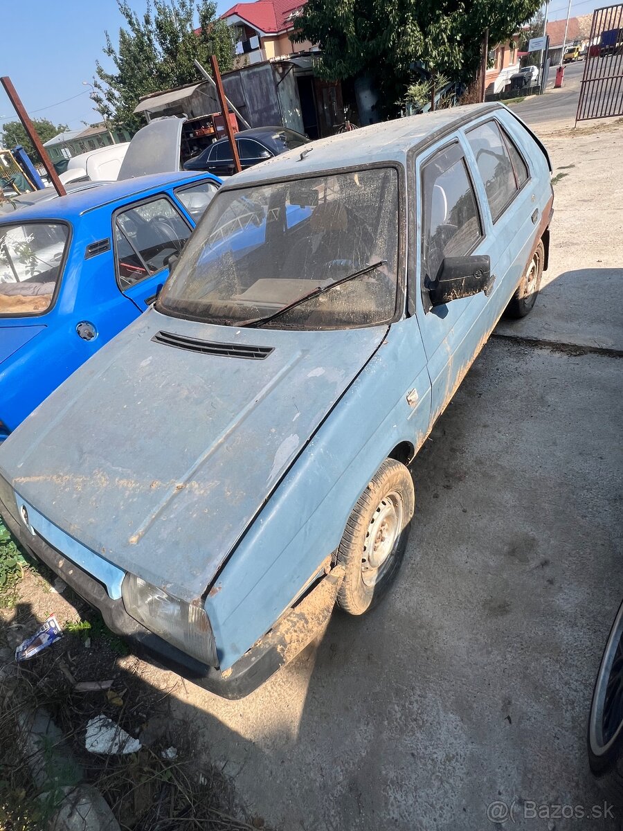 Predám 3x škoda favorit - 5