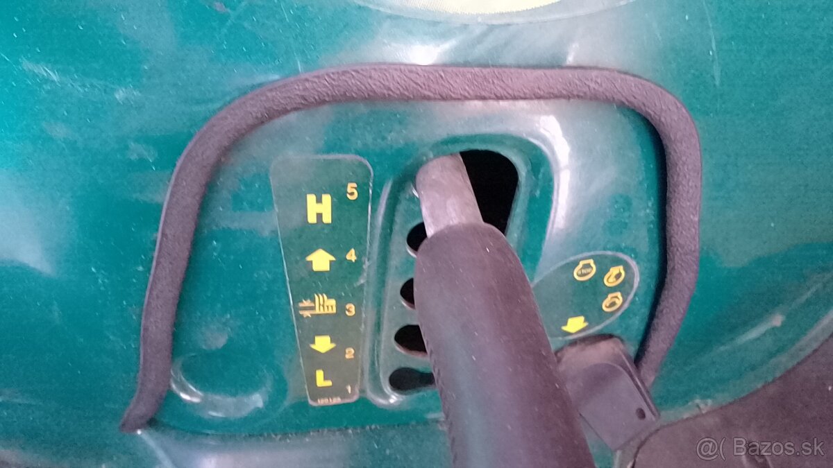 predám traktorovú kosačku na opravu - 5
