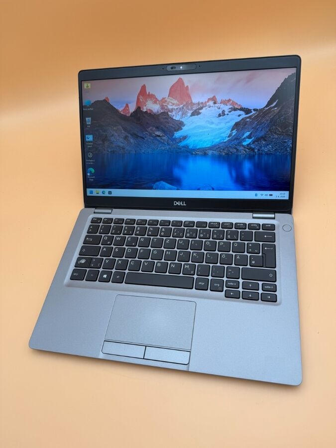 Dotykový notebook Dell Latitude / i5 10310U / 16GB RAM - 5