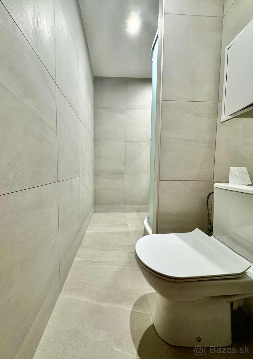 Prenájom 3,5- izbový byt s balkónom a loggiou vo VK - 5