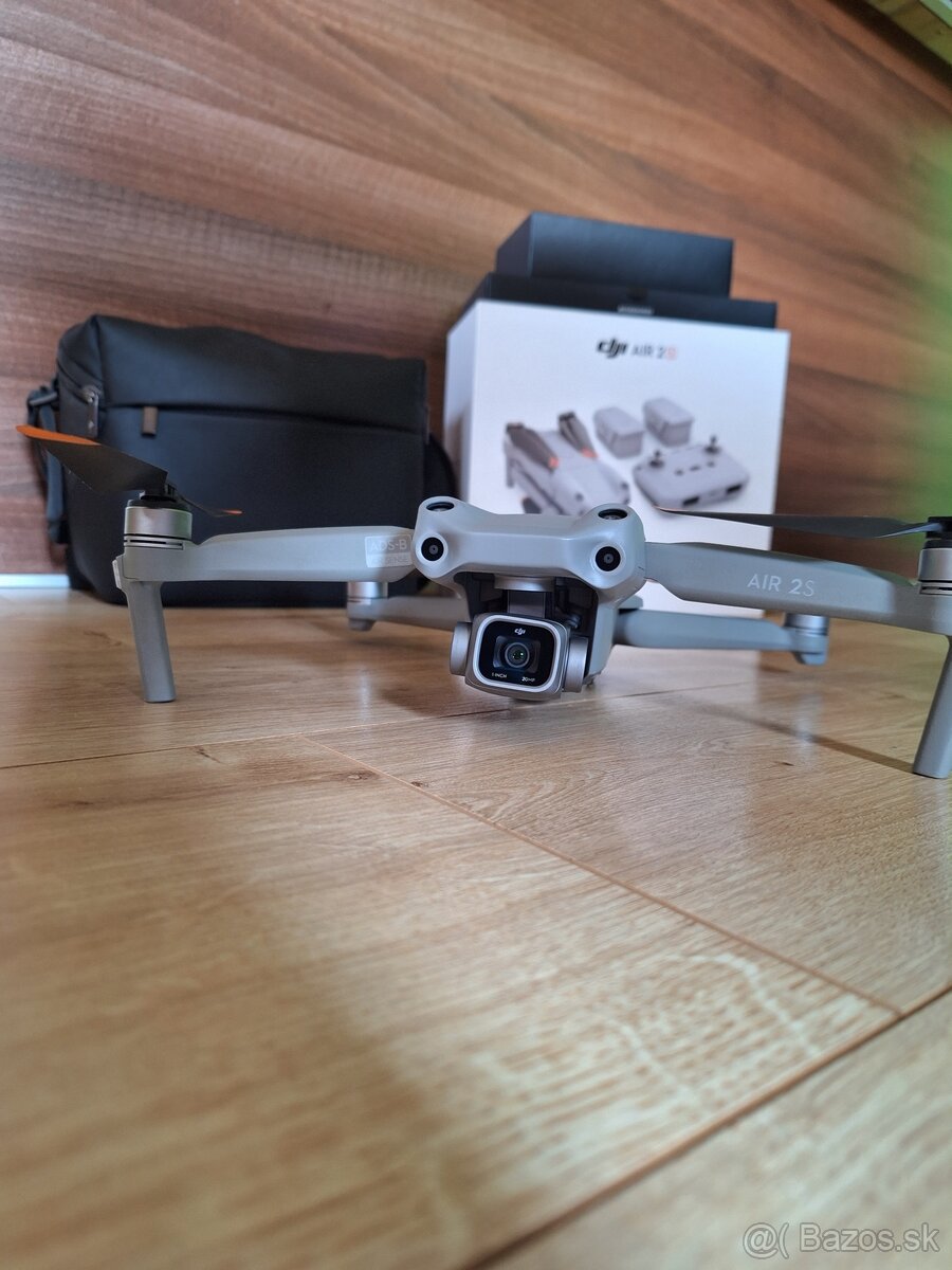 DJI Air 2S Fly More Combo - 5