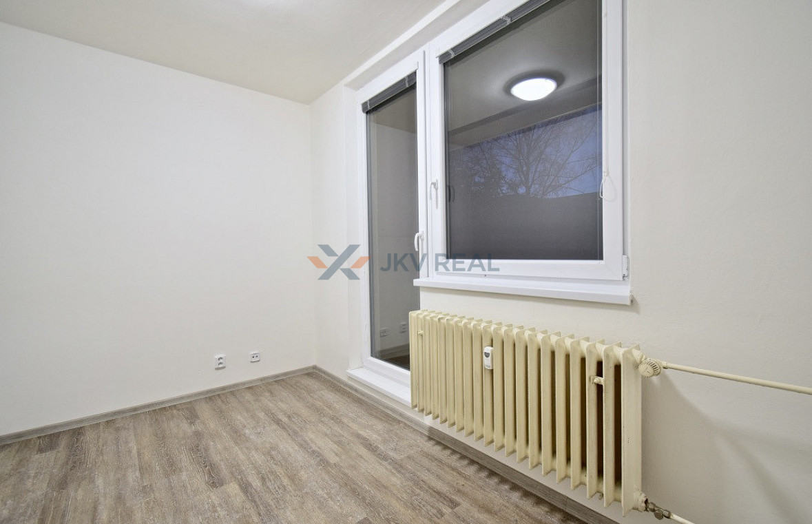 Útulna dvojgarzónka na predaj v Petržalke - 5