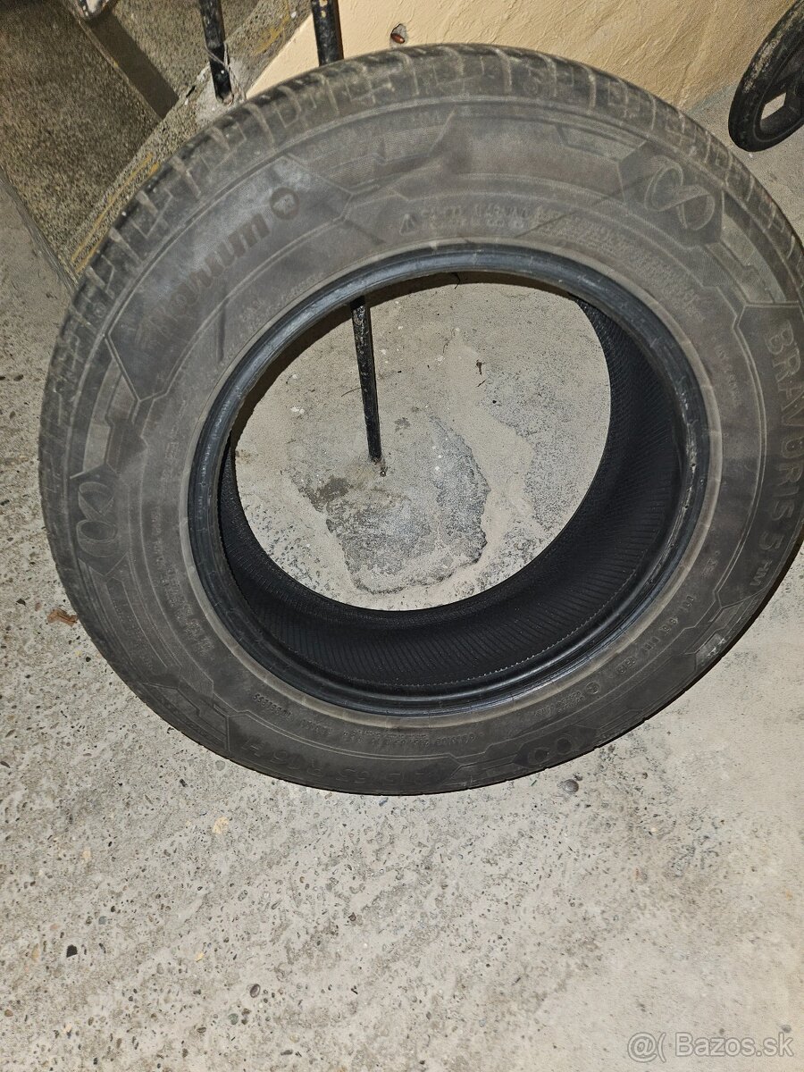 Letne gumy 215/65/r16 - 5