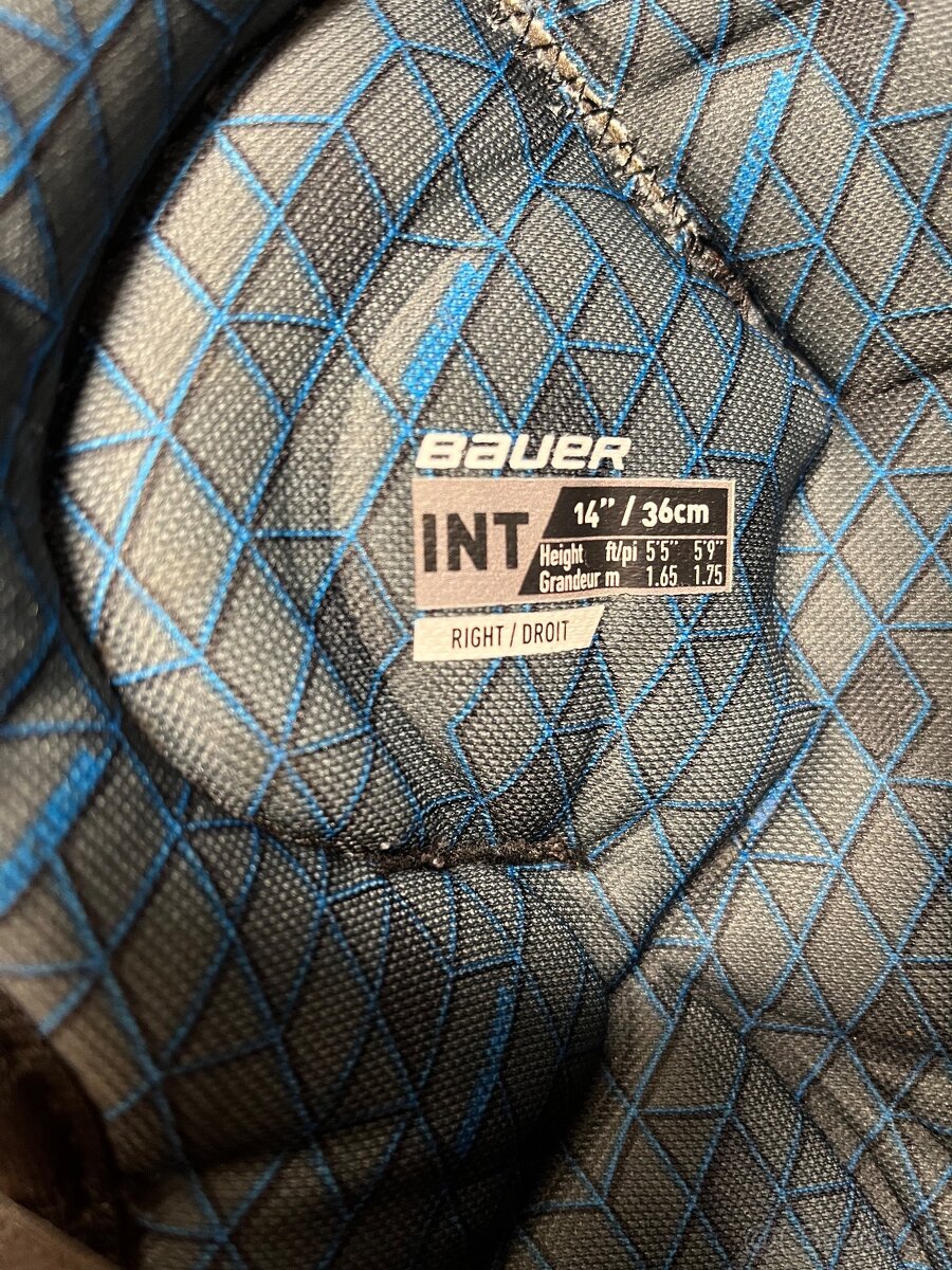 Hokejová výstroj - 5