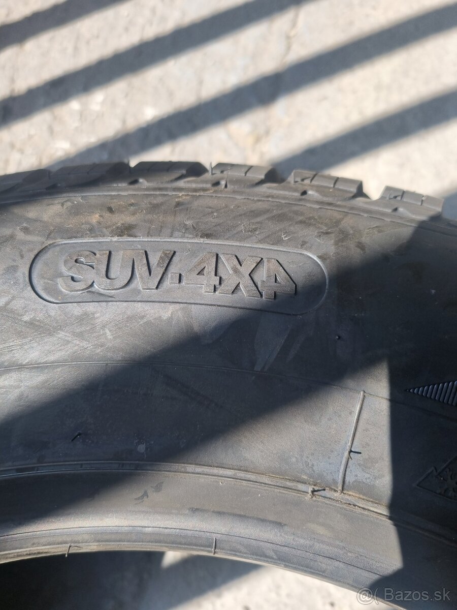 Pneumatika Goodyear UltraGrip - 5