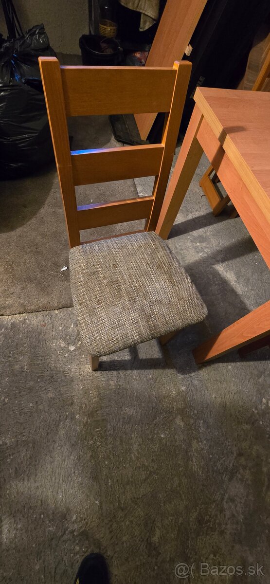 Jedálenský stôl a stoličky - 5