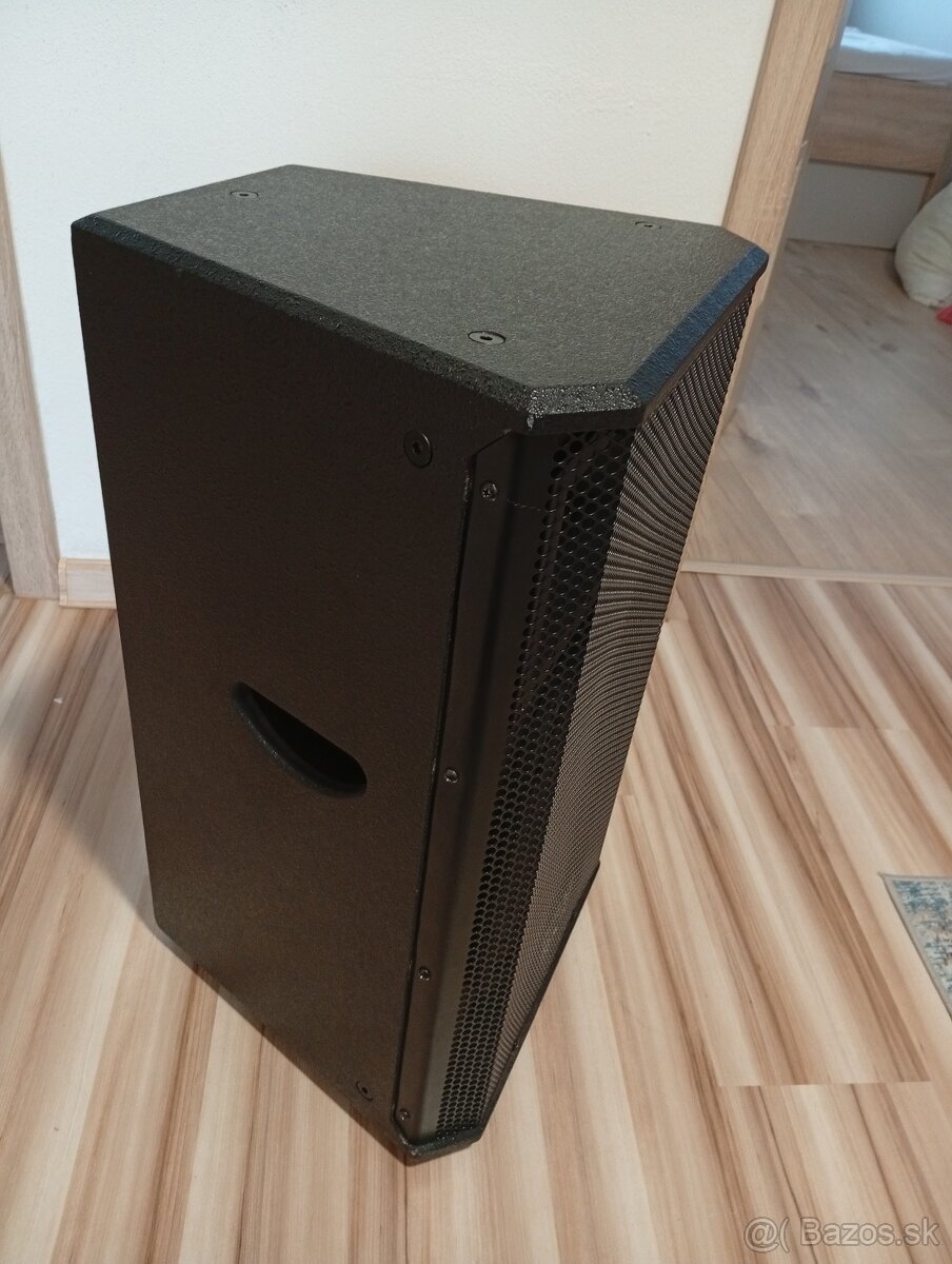 Reprobedne 2x700W hudobný výkon - 5