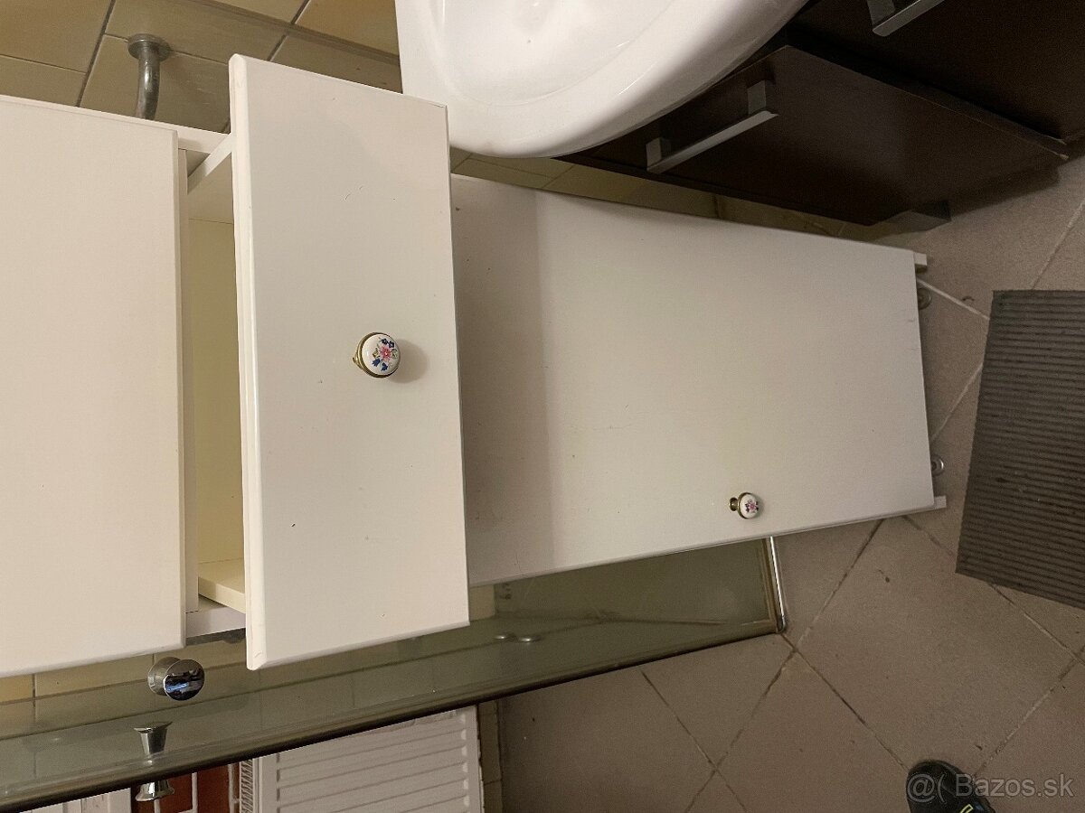 Skrine + pisaci stol a stolicka - 5