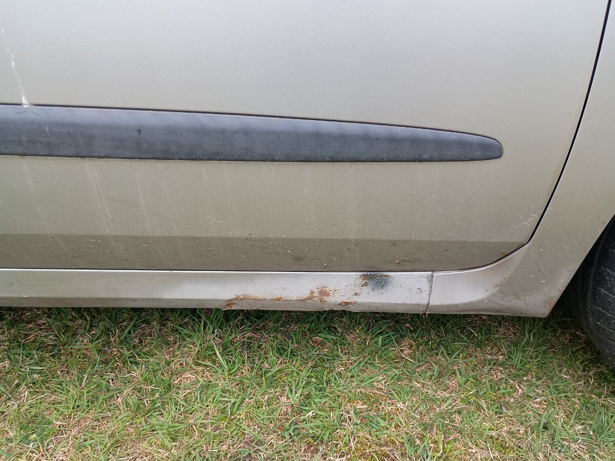 Fiat Stilo 1.9 JTD 85 kW - 5