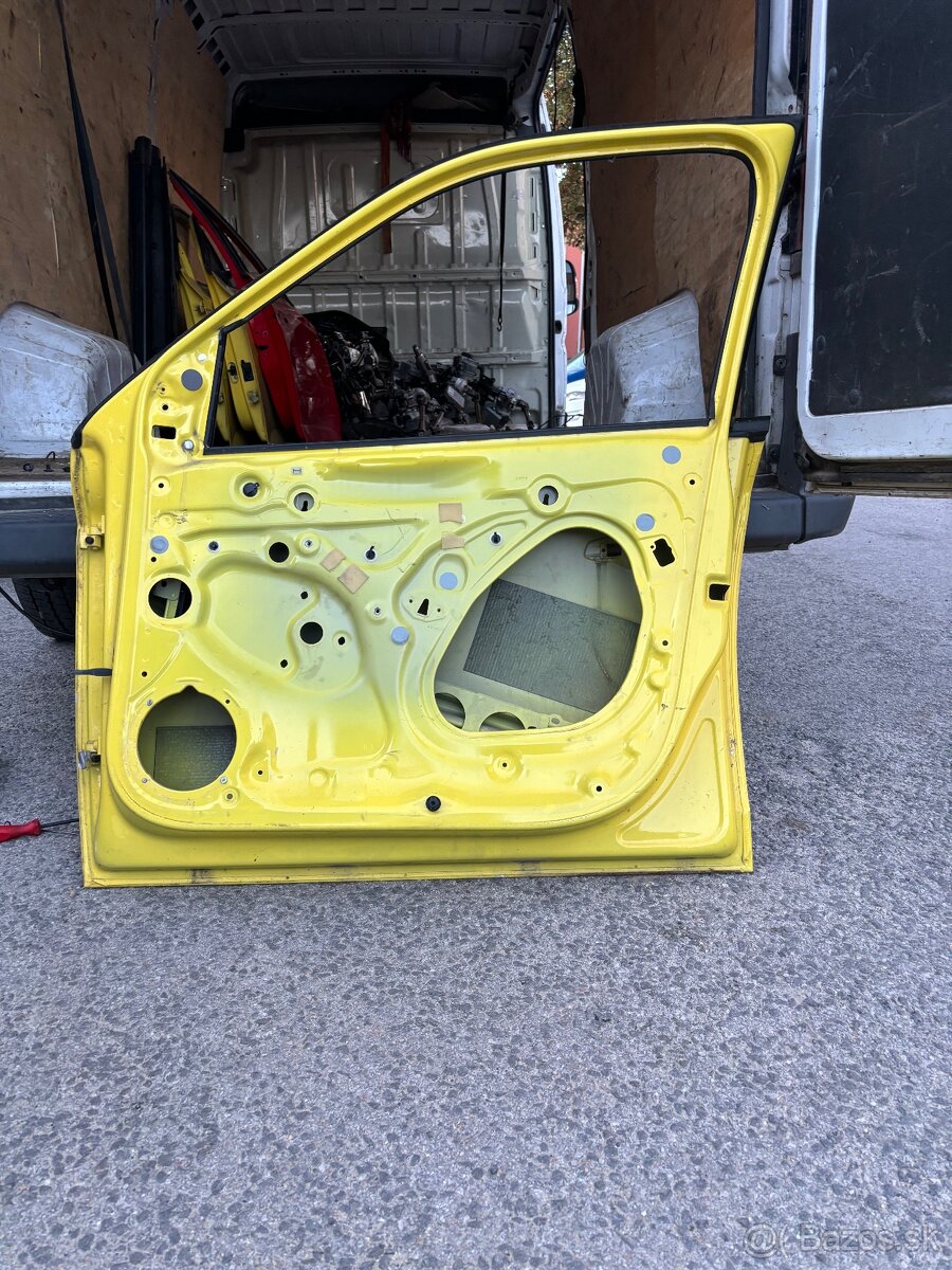 predam fabia 3 kombi dvere sklo zamok stahovanie roleta - 5