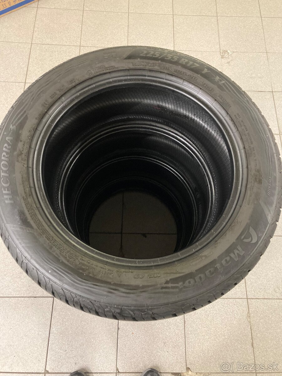 Letne pnematiky 225/55r17 - 5