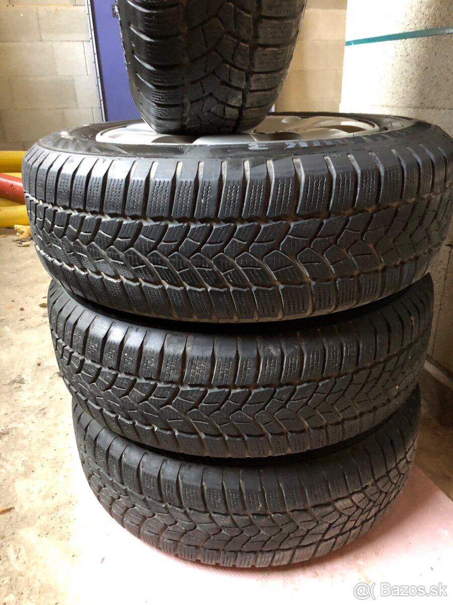 Zimne gumi 195/65 R 15 original puklice Volkswagen - 5