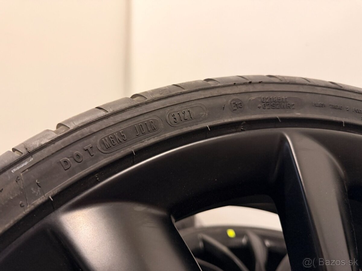 origo kolesa Tesla Model X r22 1027246-00-E léto - 5