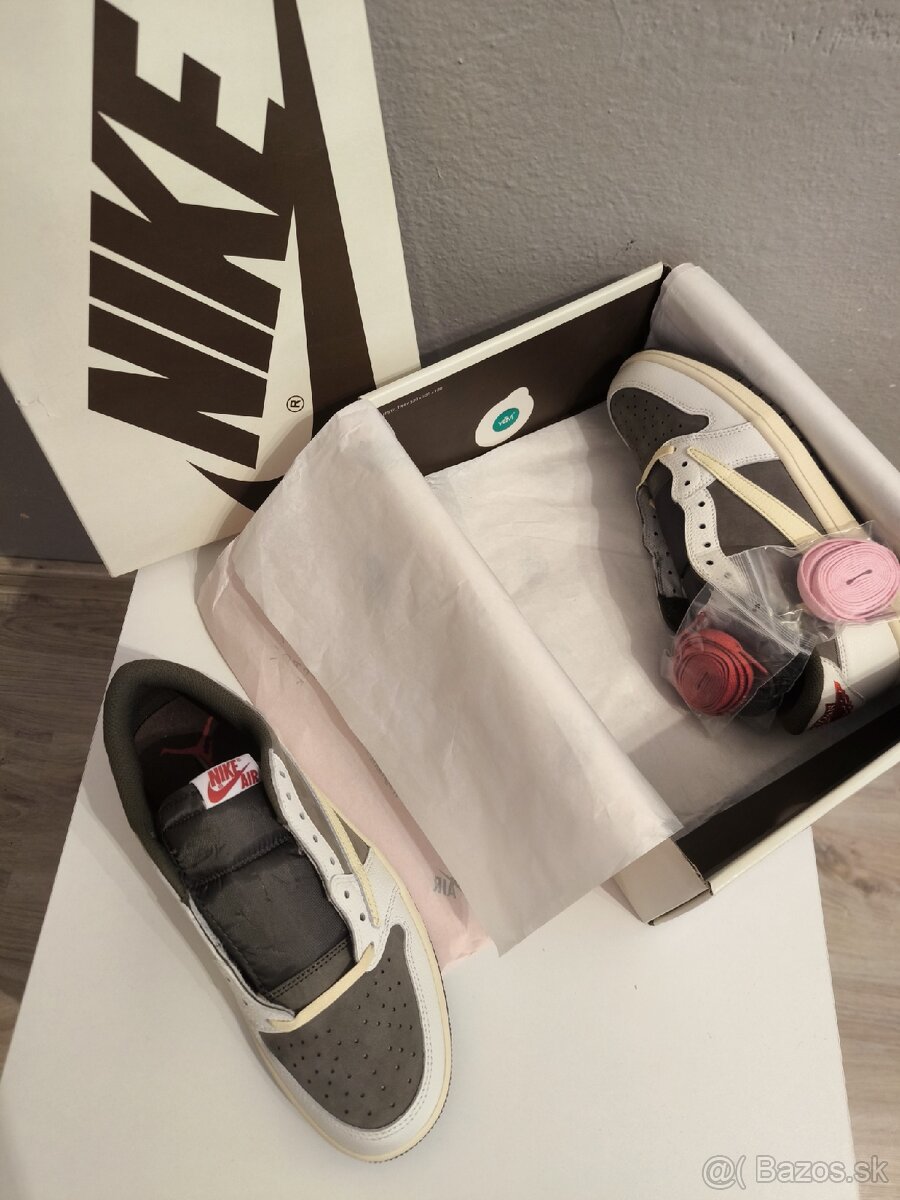 Jordan 1 Low x Travis Scott Reverse Mocha ⚪🤎 - 5